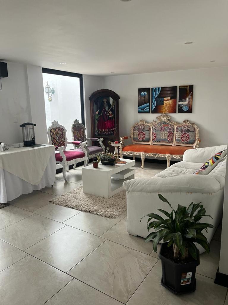 Hostal Entre Rios Cuenca Exteriér fotografie